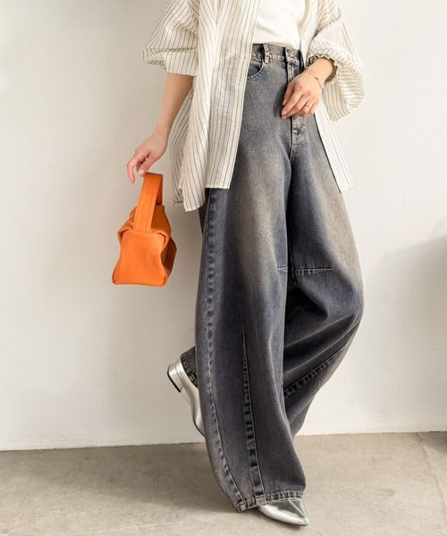 《JaVaジャバコラボ》ゆるっと可愛い、最旬シルエット。バレルレッグワイドカーブデニムパンツ jv1400004