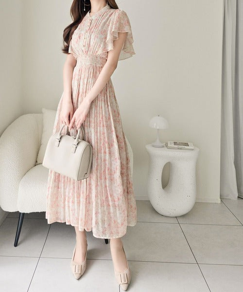 【mily bilet】水彩調の花柄が目を惹く、大人の袖フリルプリーツワンピース（半袖） mi1139116