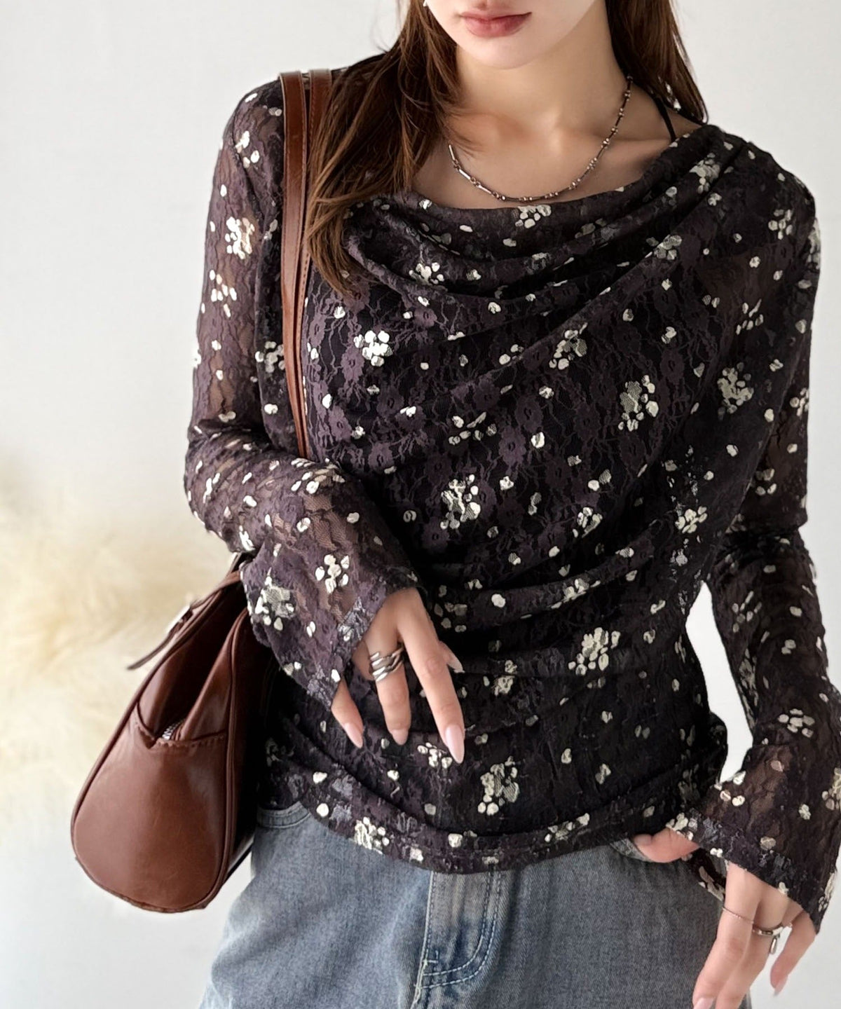 【mily bilet】甘さと上品さを叶える。着回し抜群な花柄レースフラワープリントドレープカットソー(長袖) mi1269005
