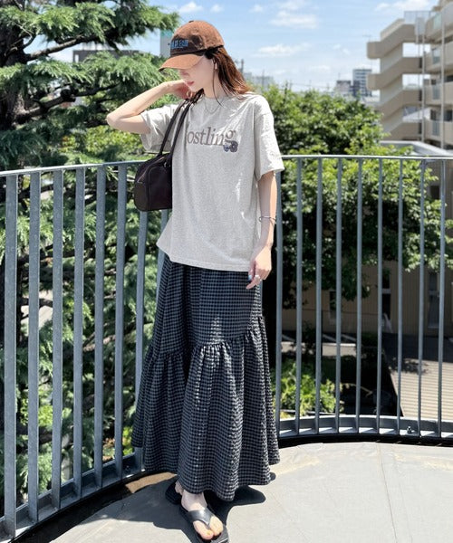 ナチュラルな中に、さりげない華。綿100％ロゴ×フラワー刺繍ビッグTシャツ（半袖） ce1260485