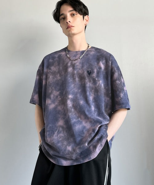 「視線を独り占め。」タイダイ染め刺繍入りオーバーサイズTシャツ／Tie-Dye Embroidered Oversize T-Shirt co1150031