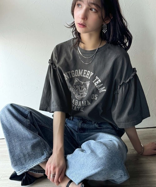 レディなヴィンテージスタイル。綿100％カレッジピグメント袖フリルTシャツ ce1020221