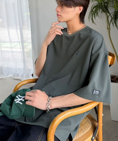 《JaVaジャバコラボ》【接触冷感・UVカット機能付き】シャリ生地で夏も快適！胸刺繍 梨地カットジョーゼットTシャツ（オーバーサイズ） jo1010057