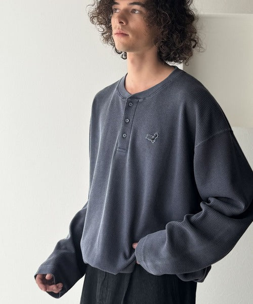 【Classical Origin】「リラックス感、こなれ感。」ピグメント加工サーマルヘンリーネックTシャツ（長袖）/Pigment-Dyed Thermal Henley T-Shirt co1150051