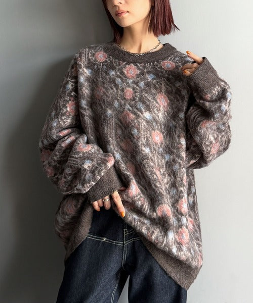 【classical origin】「ヴィンテージな存在感。」アンティークラグモチーフ柄ニットトップス（長袖）/Antique rug motif patterned knit ao1260469