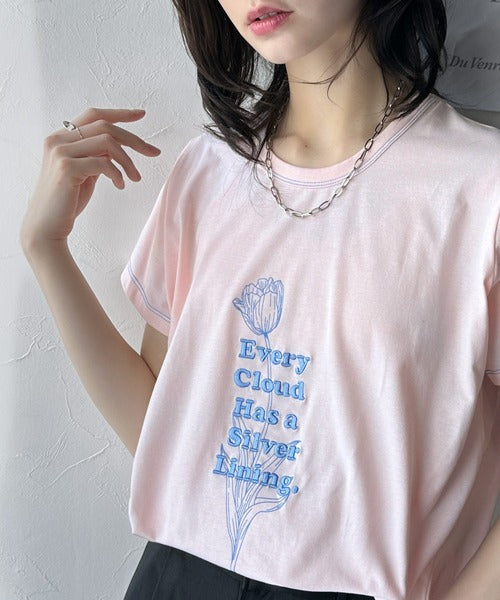 上品さが魅力。フラワープリントグラフィック刺繍Tシャツ（半袖） ce1050268