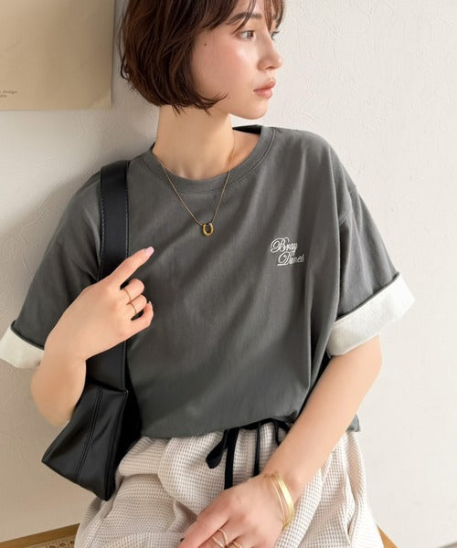 《JaVaジャバコラボ》大人の色魅せ、軽やかに映える。綿100％ 胸刺繍入り 袖配色切り替え Tシャツ（半袖） jv1330106