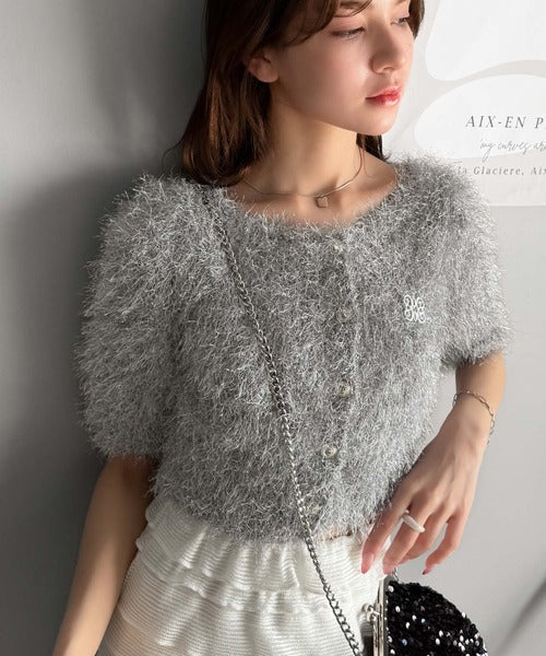 【mily bilet】ふんわり大人可愛い。ラメシャギーブローチ付きワンオフショル前後２WAYカーディガン mi1259012
