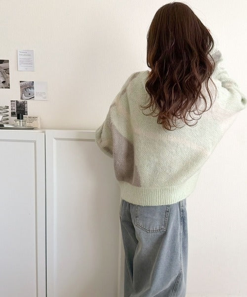 【mily bilet】きゅんモテニット♪柔らかな配色を、ふんわり軽やかに。ニュアンス柄短丈ニットプルオーバー mi1029208
