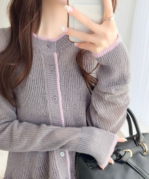 【mily bilet】これ一枚で完成、旬レイヤードスタイル。裾フリルバイカラーデザインシアーニットカーディガン（長袖） mi1029183