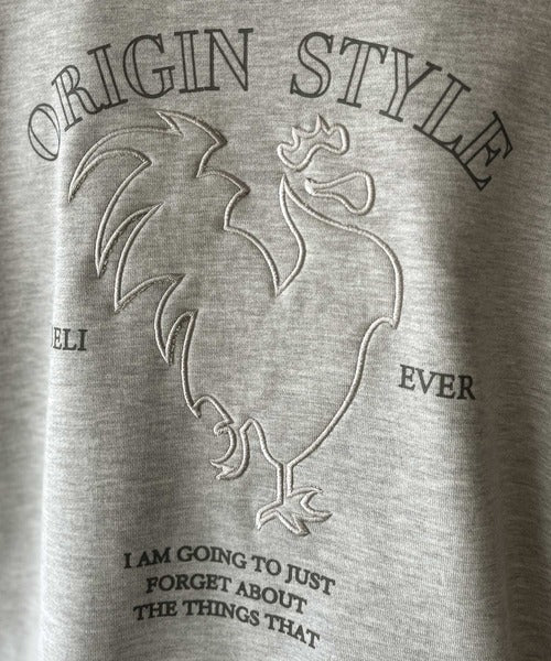 【Classical Origin】バックスタイルで魅せるベーシックな一枚。Rooster Back Embroidered Sweat Trainer／ルースターバック刺繍スウェットトレーナー co1010039