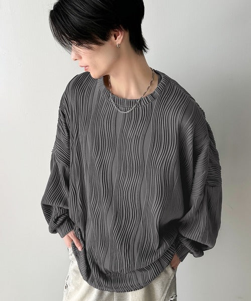 ゆるさとスタイリッシュを両立。オーバーサイズウェーブ柄ジャガード長袖Ｔシャツ cm1010428