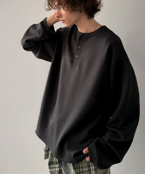 《JaVaコラボ》ラフに着るほど、サマになる。ダンボール素材ヘンリーネックTシャツ（長袖） jo1010077