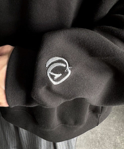 【Classical Origin】「冬の必需品。」裏起毛ロゴ使いスウェットトレーナー／Brushed Lining Logo Accents Sweatshirt co1150070