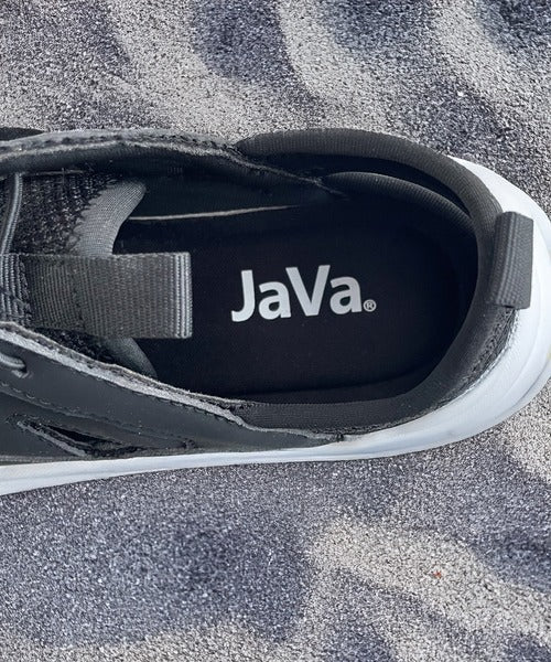 《Javaジャバコラボ》 歩きやすさと抜け感を両立。厚底スニーカーサンダル jv1129018