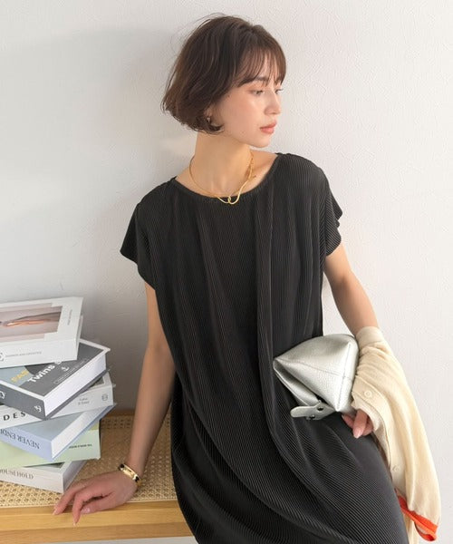 【Classical Evon】楽ちんと上品は、欲張れる。 ニットベスト×プリーツカットストレートワンピース（セットアップ） ev1260621