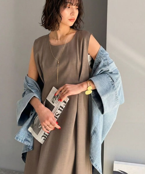 【Classical Evon】瞬間、縦ライン完成。どんなシーンにも使える、私の一張羅。ウエストタックノースリワンピース ev1010589