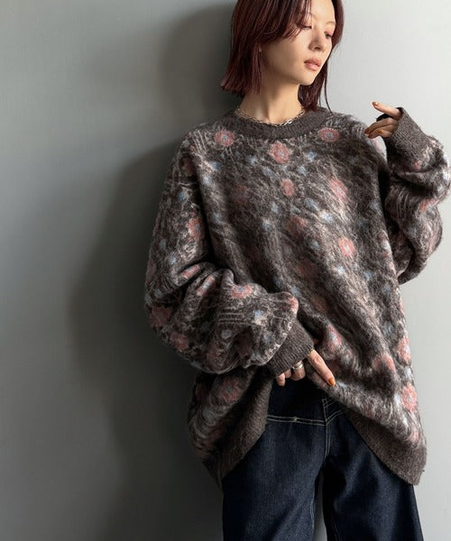 【classical origin】「ヴィンテージな存在感。」アンティークラグモチーフ柄ニットトップス（長袖）/Antique rug motif patterned knit ao1260469
