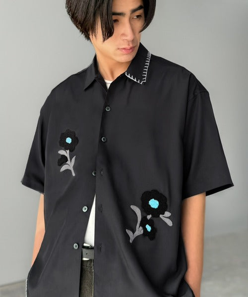 【接触冷感機能付き】サガラ刺繍フラワーステッチシャツ／Cool-Touch Fabric Sagara Embroidered Flower Stitch Shirt (半袖) co1320019