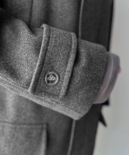 【Classical Origin】「上品さ、極まる」。ロング丈比翼2way衿ステンカラーコート／Long-length concealed 2way bal collar coat ao1265006