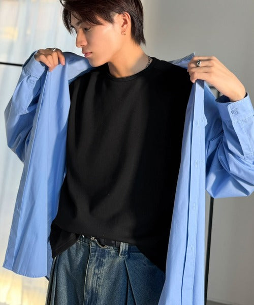 【接触冷感機能付き】肩切り替え袖刺繍ショート丈ダンボール素材Tシャツ／Shoulder Panel Cropped Double-Knit T-Shirt co1010055