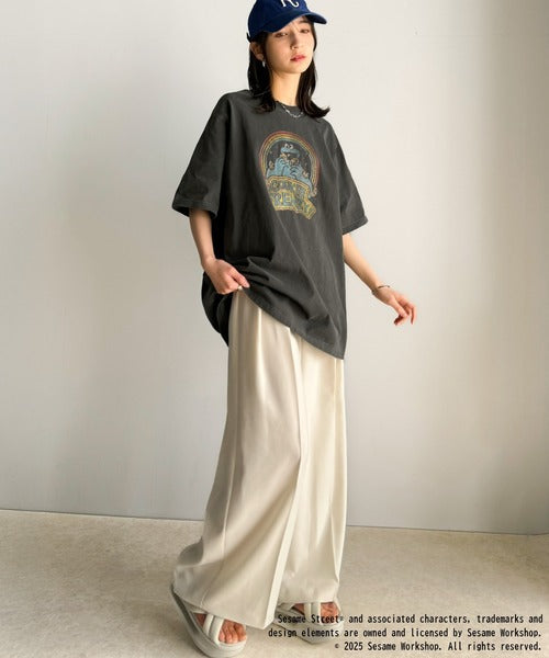 大人カジュアルにハマる。綿100％セサミキャラピグメント加工ビッグTシャツ cm1330004