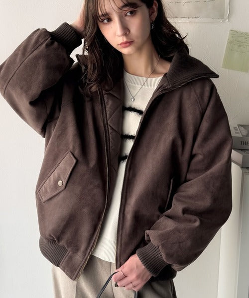 《JaVaジャバコラボ》甘辛バランスで“大人可愛い”を格上げ。リブタートル オーバーサイズスウェードブルゾン jv1240099