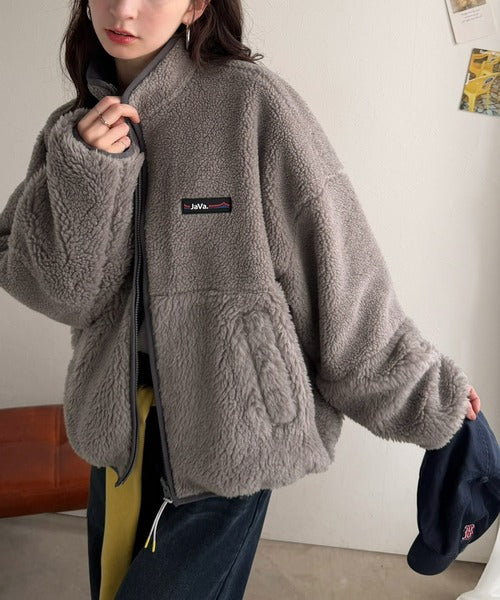 《JaVaジャバコラボ》ほっこり可愛い♪大人のもこもこボア切り替えスタンドネックブルゾン(ミドル丈) jv1265093