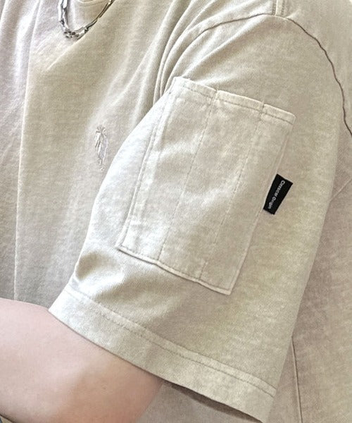 「イマドキな、古着感。」袖ポケット付きピグメント加工刺繍入りTシャツ／Sleeve Pocket Pigment-Dyed Embroidery T-Shirt co1150025