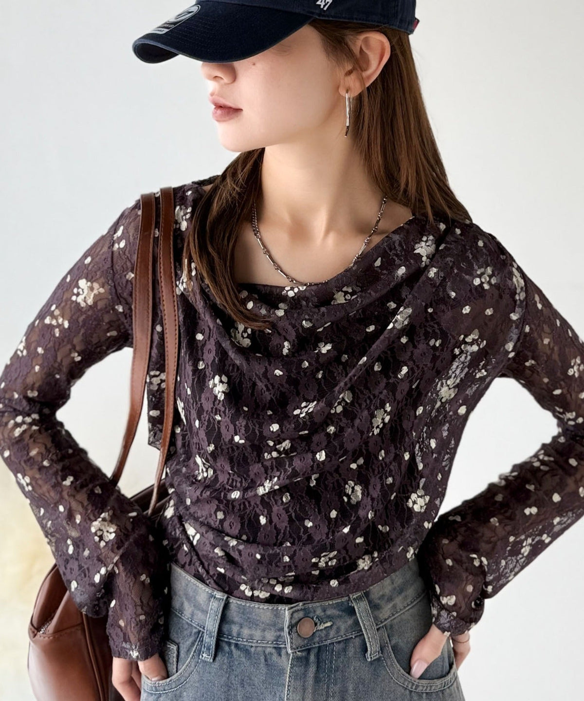 【mily bilet】甘さと上品さを叶える。着回し抜群な花柄レースフラワープリントドレープカットソー(長袖) mi1269005