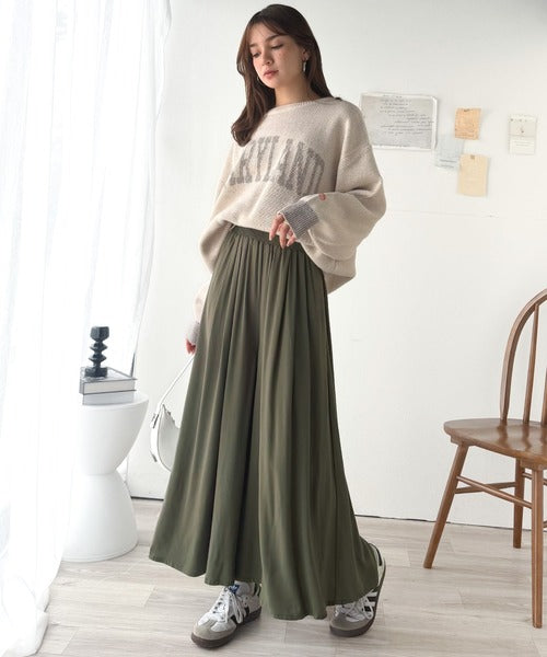 さらり、軽やか。リラックスstyleキマる。レーヨン素材ウエストギャザーフレアシルエットワイドパンツ ce1015084
