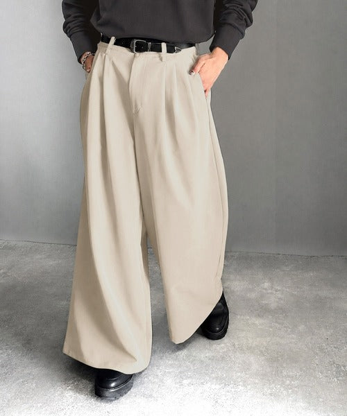 「美しさはタックから。」3タックY2Kスーパーワードスラックス／Three-Tuck Y2K Super Wide Trousers co1150005
