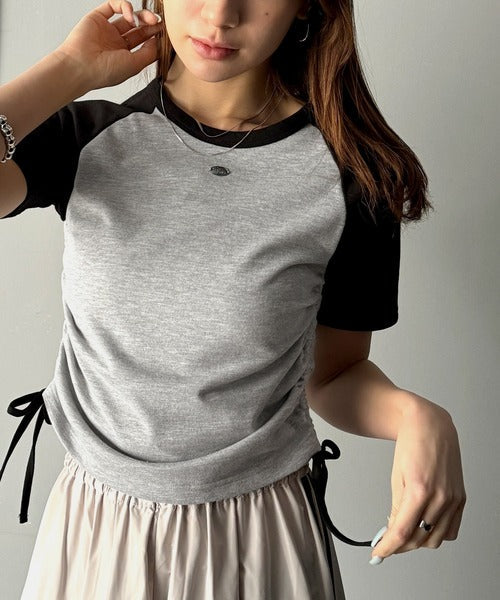【mily bilet】サイドの絞りが可愛いさプラス。プレート使いラグランTシャツ（半袖） mi1329027