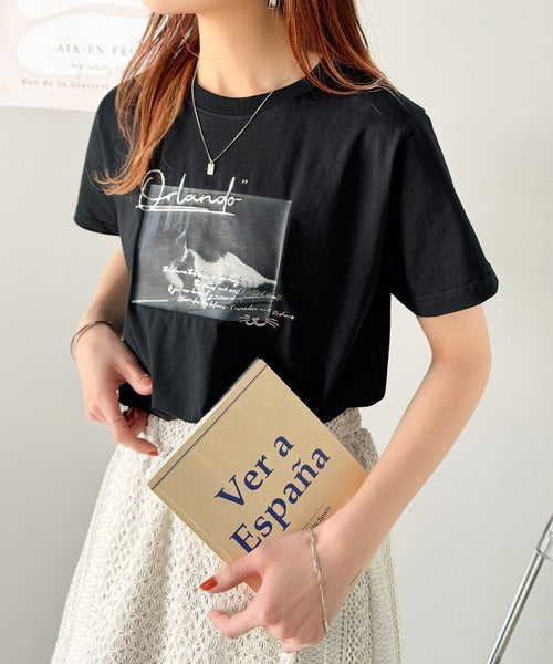 大人が着る高級感のあるカジュアルアイテム。綿100％シルケット風猫フォト箔×刺繍T ce1330015