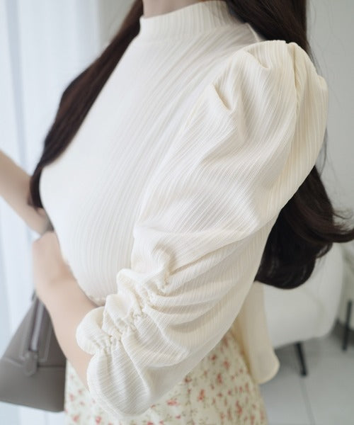 【mily bilet】一枚で主役級フェミニンスタイル。後ろシアーリボン花柄ドッキング袖ギャザーワンピース（ロング丈） mi1139073