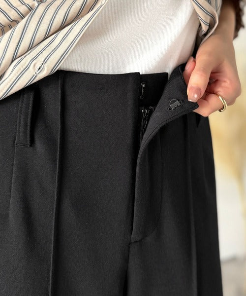 美脚もこなれ感も両立！大人の洒落ワイドが主役になる、ブラッシュドジャージハイウエストワイドパンツ ce0940251
