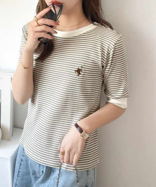 大人可愛いの新定番。袖リンガーボートネック胸刺繍ボーダーTシャツ（半袖） ce1260419