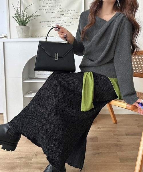 しなやかな落ち感、一枚で上品に印象付く。カシミヤタッチドレープニット(長袖) ce1420010