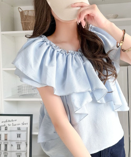【mily bilet】ひらり、涼しげ。品ある甘さふわっと香る♪前後2wayノースリーブカシュクールブラウス mi1019151
