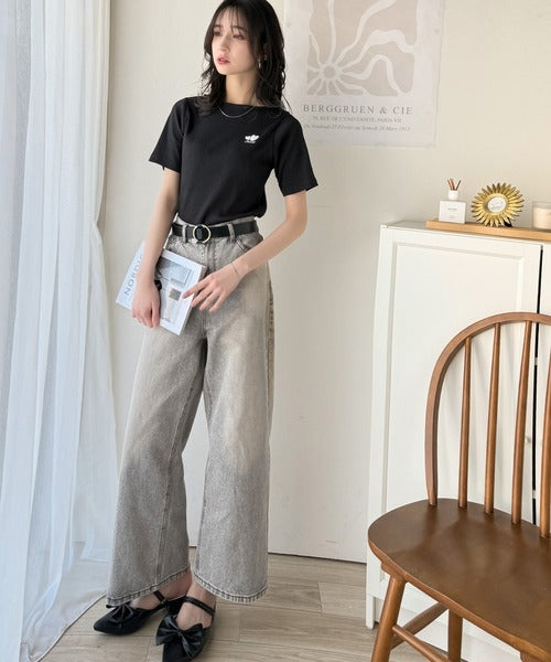 胸元にキュン。ハートサガラ刺繍テレコリブ素材ボートネックTシャツ（半袖） ce1330019