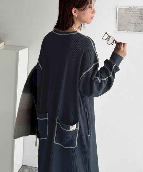 《JaVaジャバコラボ》後姿が可愛い◎配色ステッチワッフルロングワンピース（長袖） jv1260504