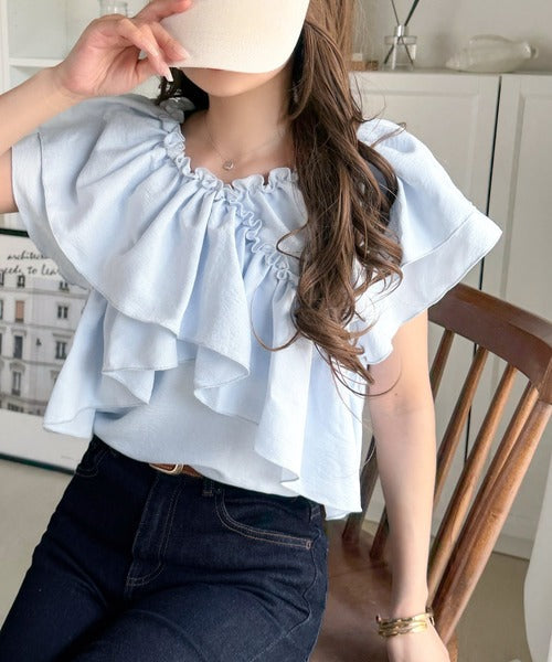 【mily bilet】ひらり、涼しげ。品ある甘さふわっと香る♪前後2wayノースリーブカシュクールブラウス mi1019151