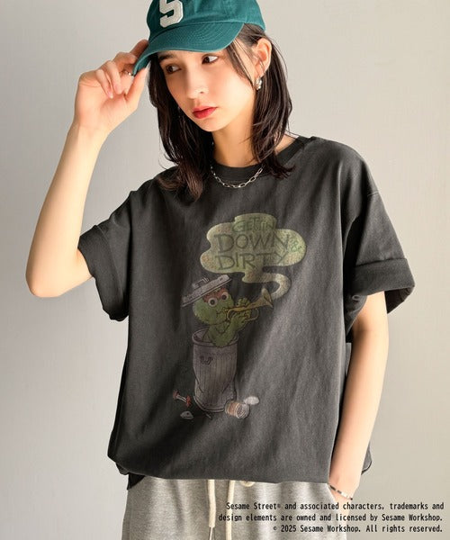大人カジュアルにハマる。綿100％セサミキャラピグメント加工ビッグTシャツ cm1330004
