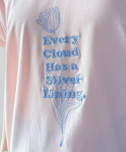 上品さが魅力。フラワープリントグラフィック刺繍Tシャツ（半袖） ce1050268