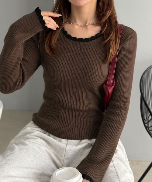 【mily bilet】すっきりシルエットで華やかに映える♪スカラップデザイン配色ニットトップス mi1029192