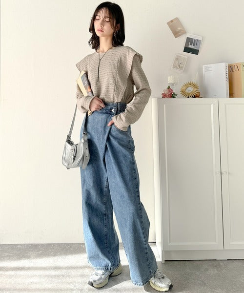 女性らしさとスタイリッシュさを演出する、ジャガード素材ラッフルフリルショルダープルオーバー ce1010347