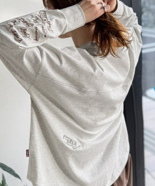 《JaVaジャバコラボ》袖を通せば、あなたも輝く。コットン100％刺繍胸元切り替えドルマンロンTEE（長袖） jv1260620