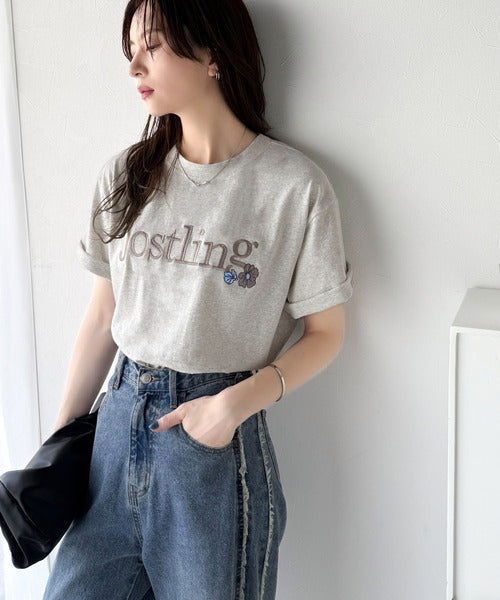 ナチュラルな中に、さりげない華。綿100％ロゴ×フラワー刺繍ビッグTシャツ（半袖） ce1260485
