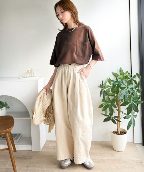 《JaVaジャバコラボ》唯一無二のヴィンテージ感。オーバーサイズシルエットのスプレーダイポケットTシャツ（半袖） jv1020359