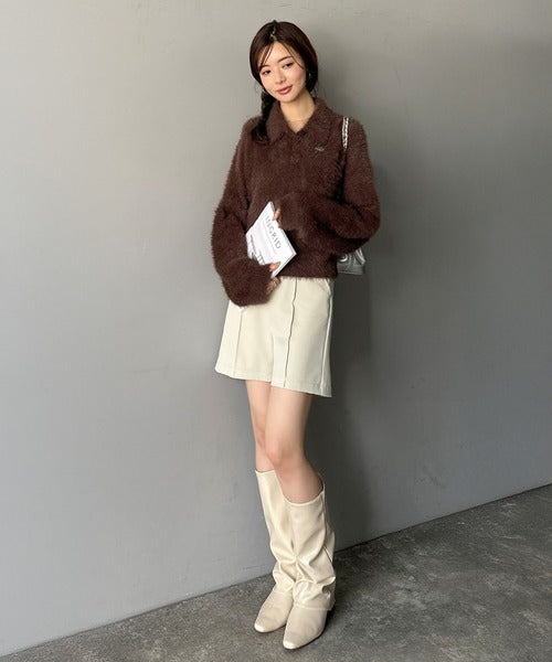 【mily bilet】カジュアルな大人ふんわり。メタルプレート使いフェザーシャギーポロニット（長袖） mi1029134